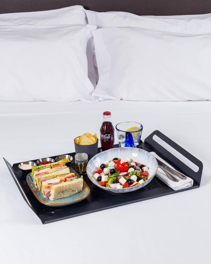Nh Dona Ines Hotel