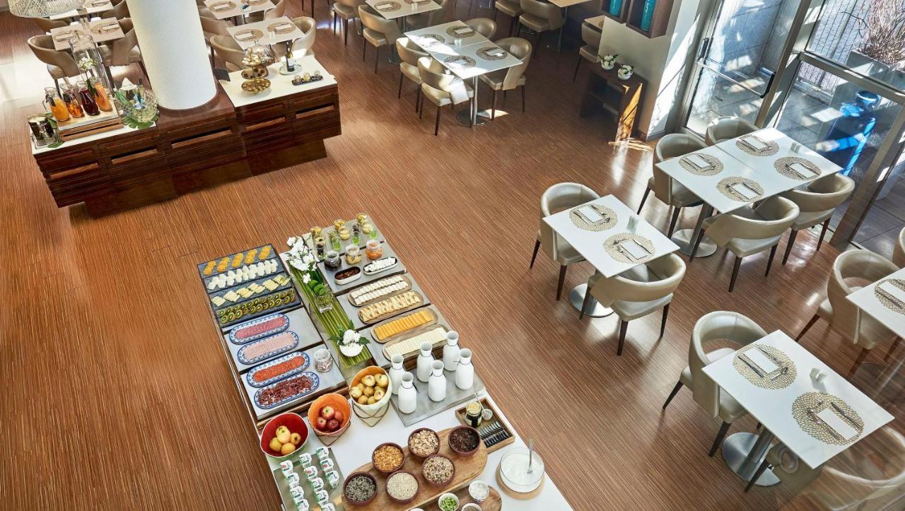 Nh Dona Ines Hotel 4*