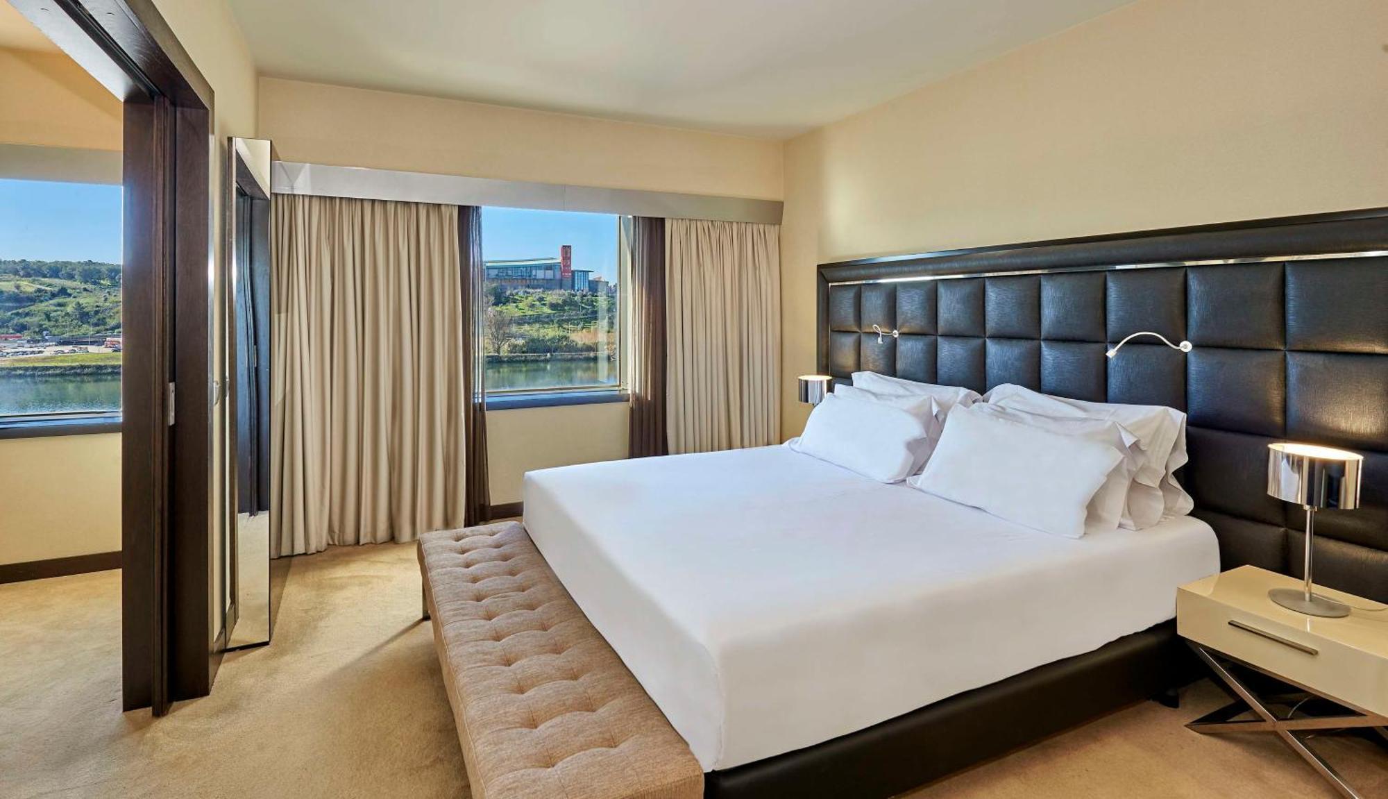 Hotel Nh Dona Ines